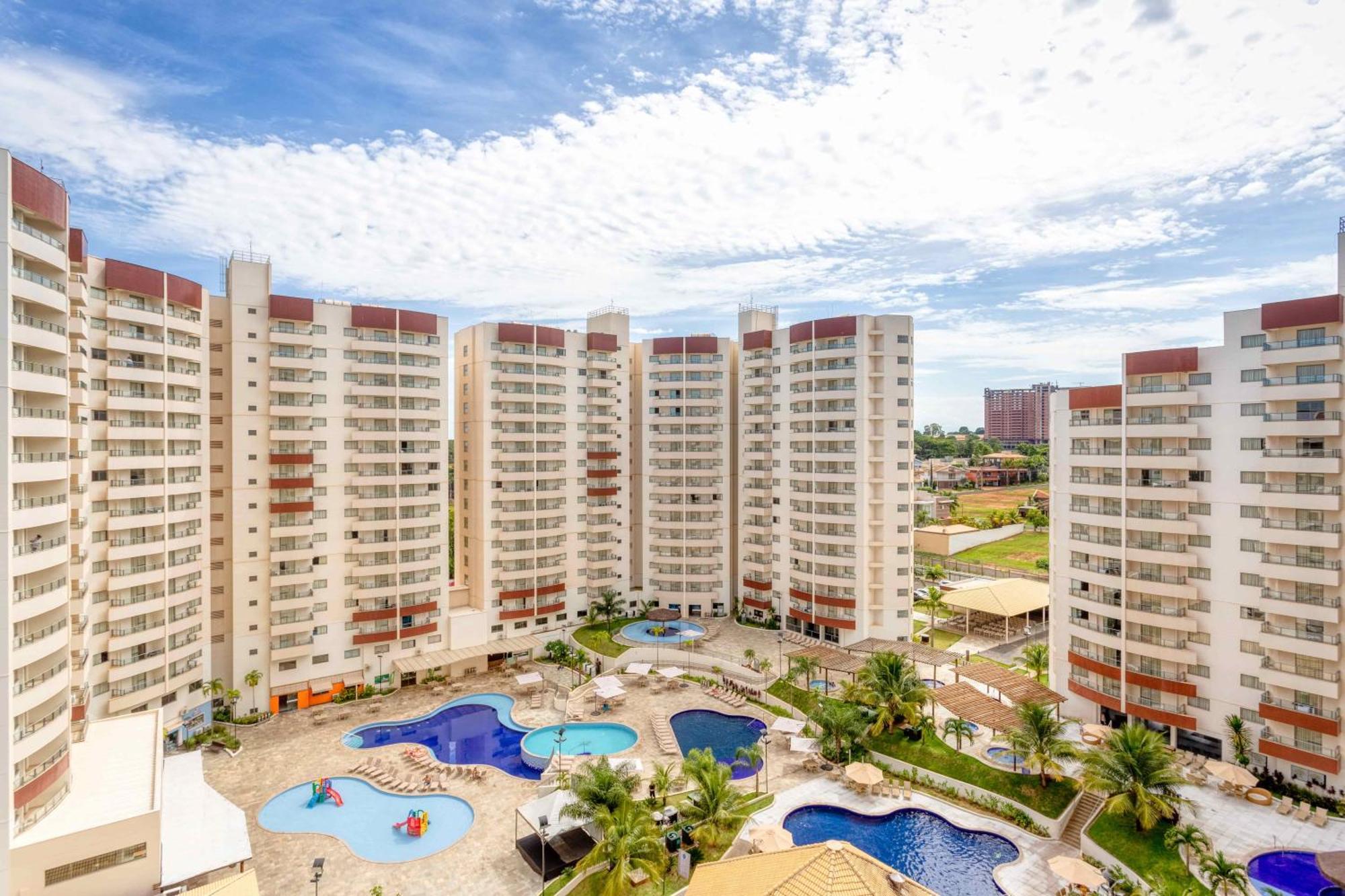 Suite Pool or Park View,1282841170:JPEG